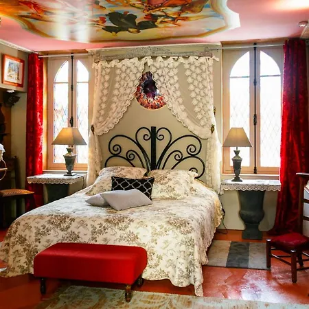 Couette-café Le Clos De La Chapelle 3*