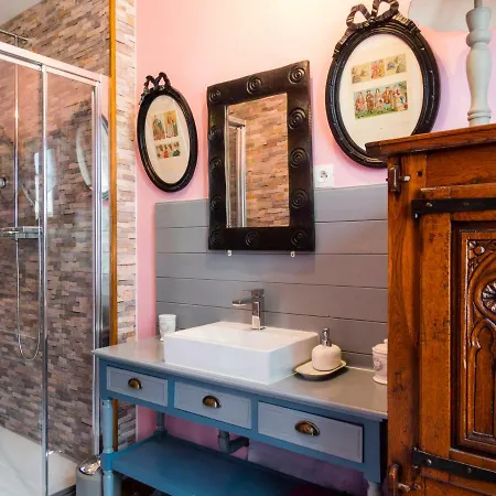 Le Clos De La Chapelle Couette-café 3*